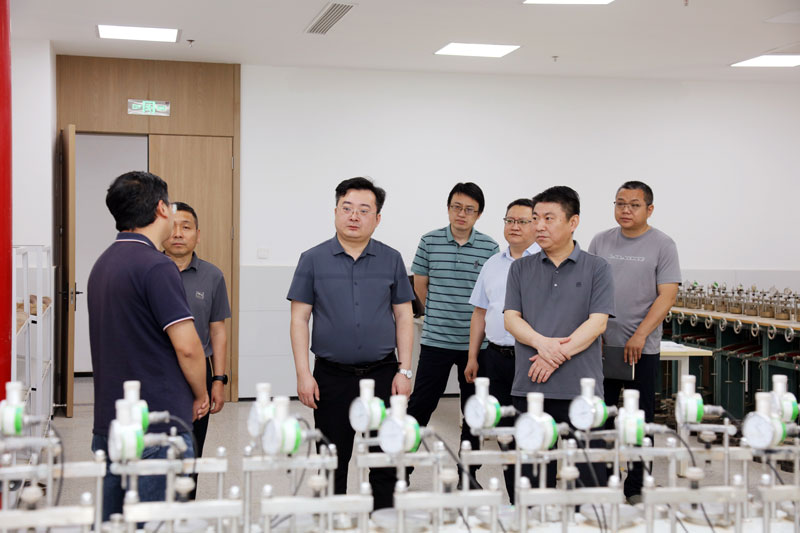 深化交流合作共谋产业发展 ——陕西地矿汉源玉业有限公司领导一行到访公司座谈交流