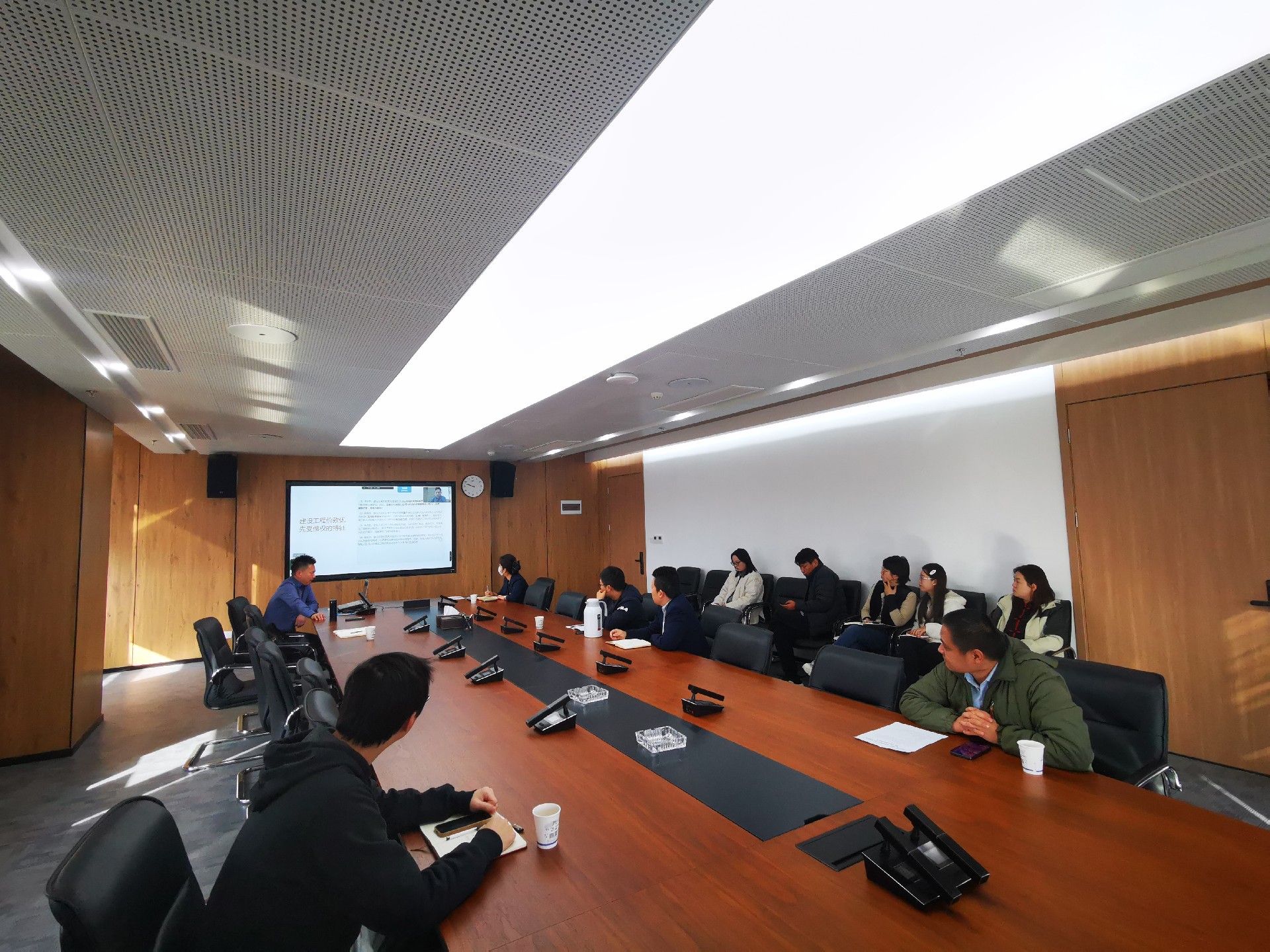 公司成功举办《建设工程价款优先受偿权及实务案例》 专题法律培训